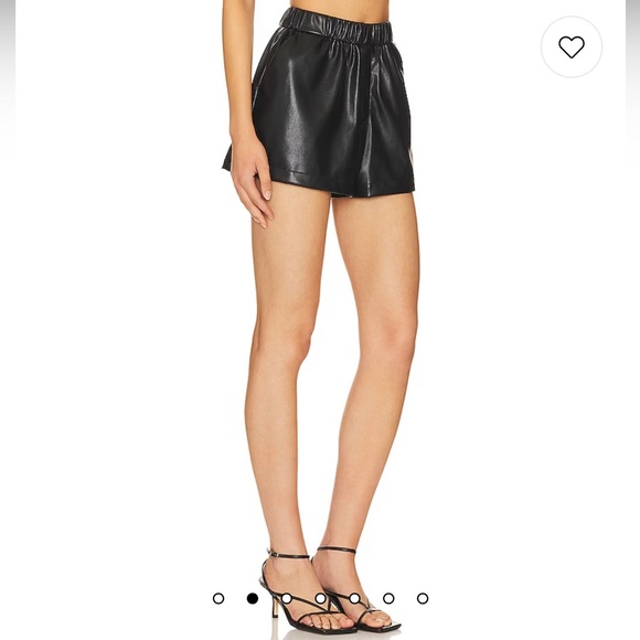 NWT L’academie Black Faux Leather Shorts. - Picture 6 of 14